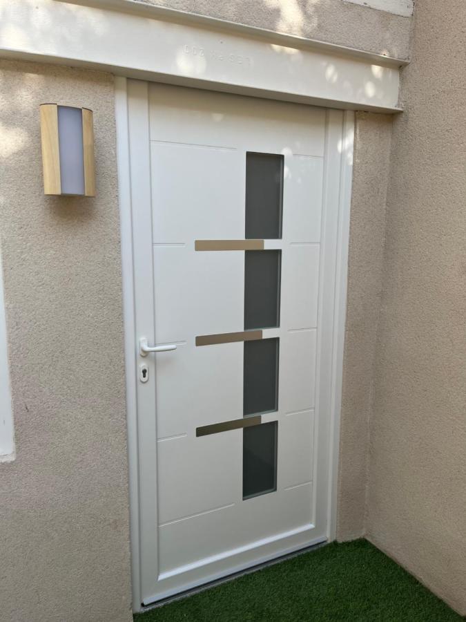 Aparthotel Le Nid Du Cygne Le Blanc Exterior foto
